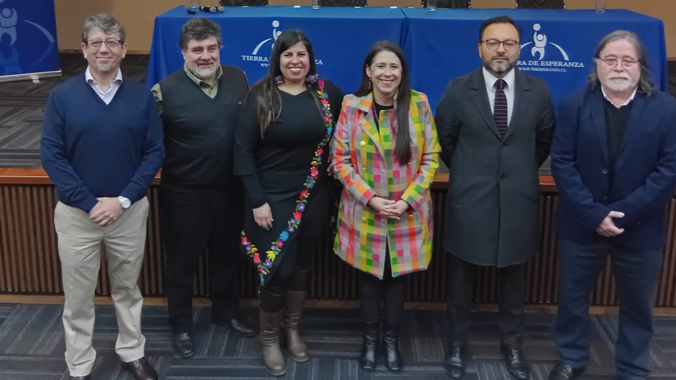 Fundación Tierra de Esperanza realizó seminario sobre reinserción social juvenil en Chile